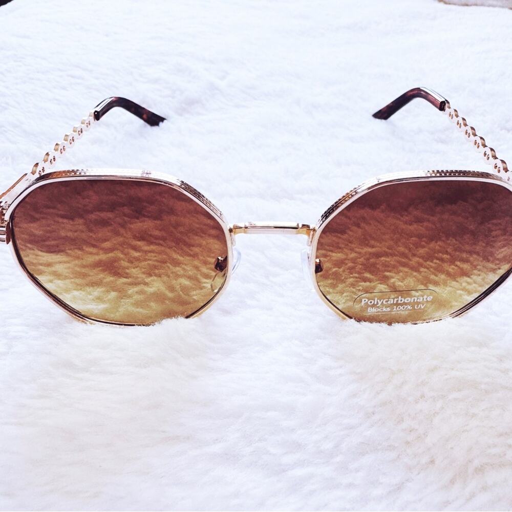 Phoebe Brown Geometric Sunglasses - Picture 11 of 13